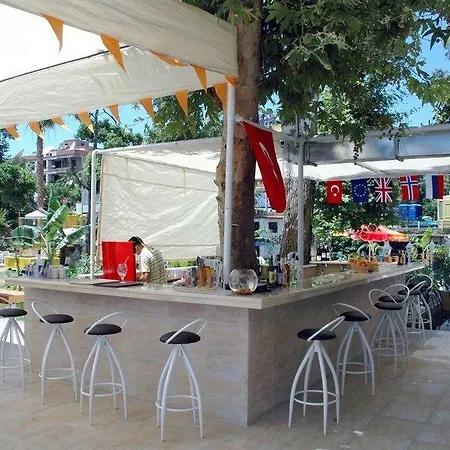 Best Beach Hotel מלון 3*